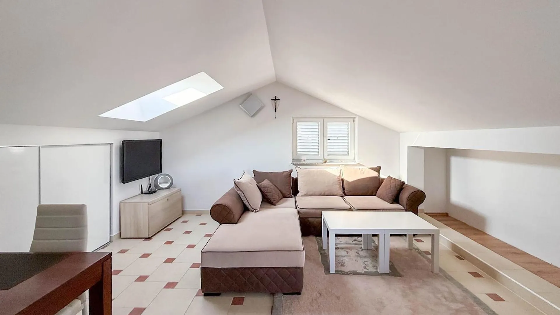 Apartman Galeb 파코스탄